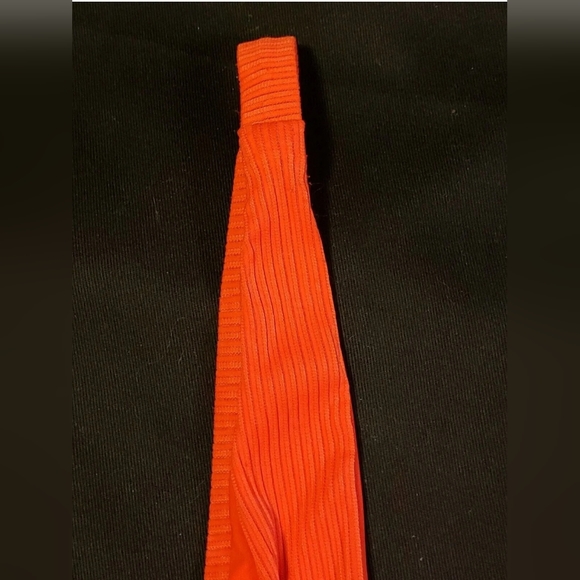 TiNiBiKiNi Hot Orange Tangerine REVERSIBLE Swimsuit SZ M TOP ONLY - Picture 9 of 10